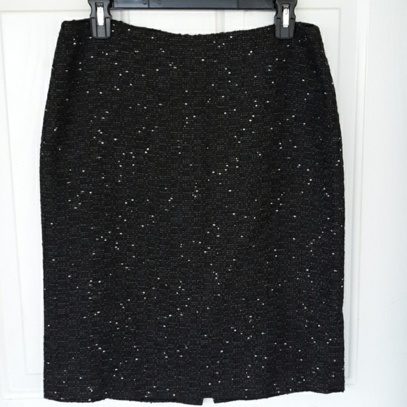 Ann Taylor Dresses & Skirts - Ann Taylor black with white specks pencil skirt